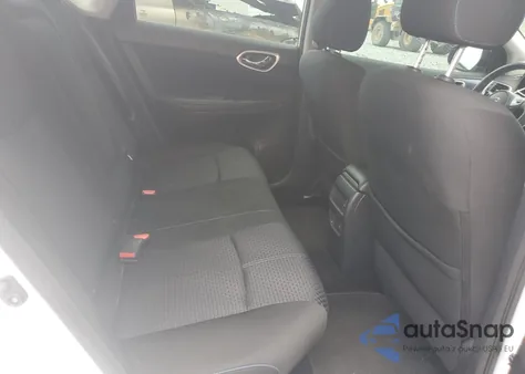 2017 Nissan Sentra S z USA, uszkodzony, nr VIN 3N1AB7AP3HY344591